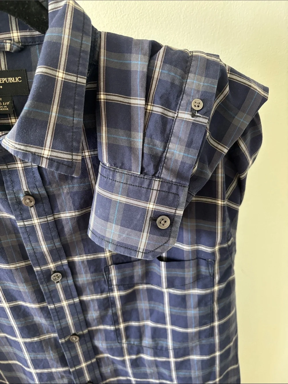 Men's Casual Blue Plaid Button-Down Shirt by Banana Republic